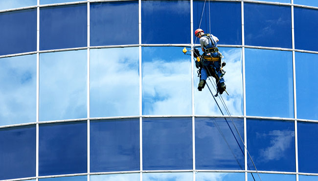 Exterior window cleaning: