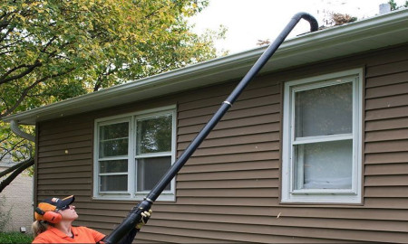 Gutter Cleaning With a Leaf Blower