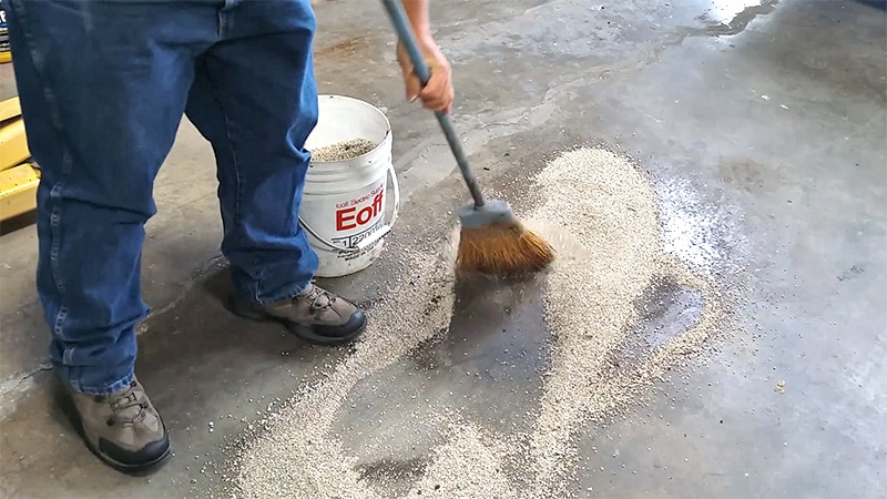 Quick and easy guide to remove grease from driveways